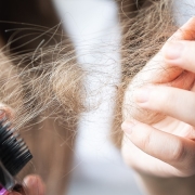 Saç Dökülmesinin Nedenleri - Dr. Ahmet Karaçam | Nişantaşı